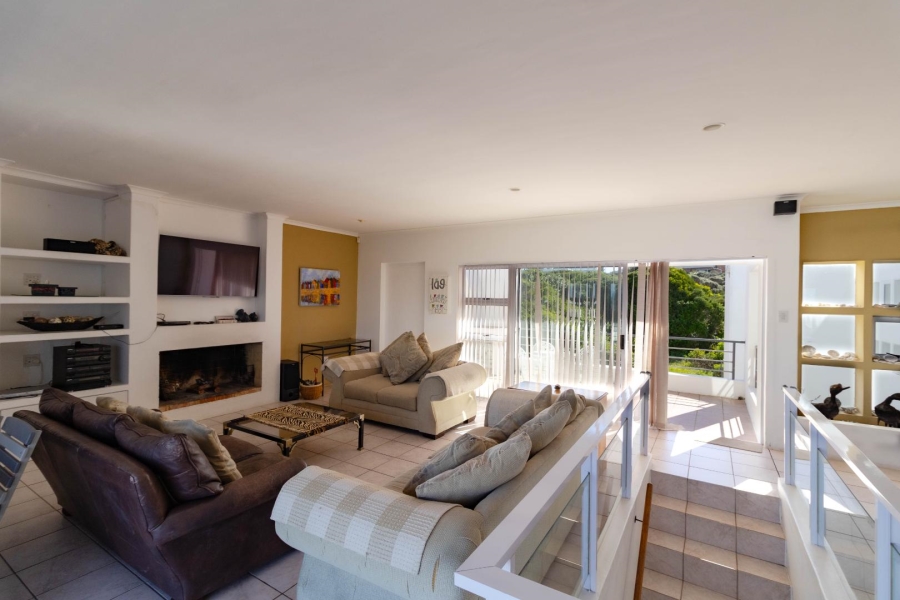 5 Bedroom Property for Sale in Vermont Western Cape